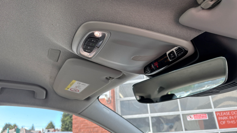 Volvo Xc40 2.0 T4 Momentum 5dr AWD Geartronic Petrol Estate